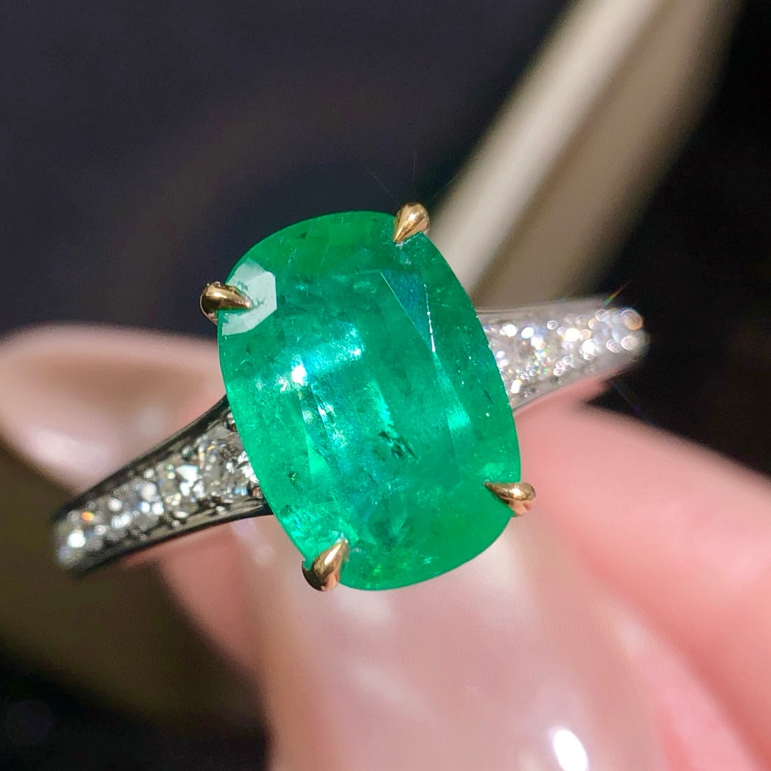 14k Gold 2.24 Ctw Natural Emerald & Diamond Ring - 4