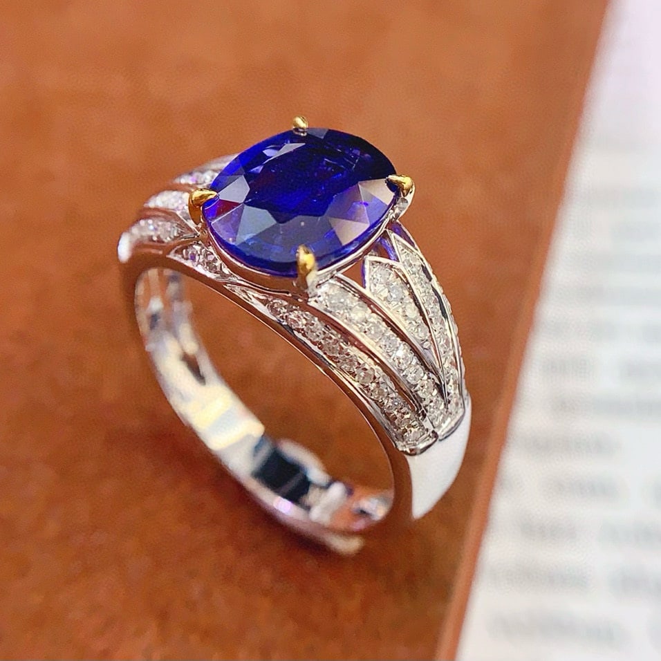 14k Gold 2.45 Ct Natural Sapphire & Diamond Ring - 3