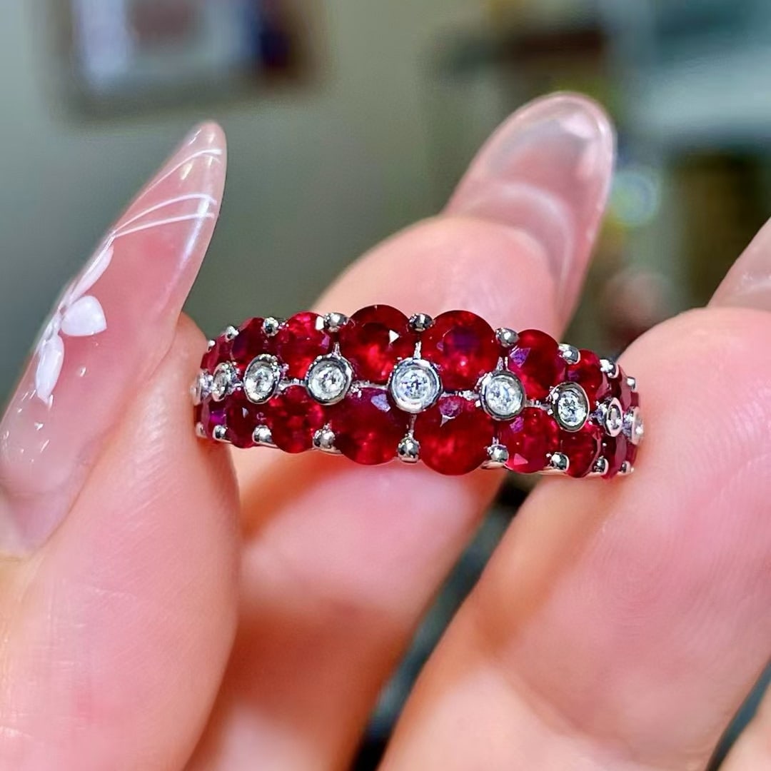 14k Gold 2.17 Ctw Natural Ruby & Diamond Ring: Ref:230977178 // gold content:14k gold // ring size:7. 25us // // main gemstone:ruby // shape:round // carat weight:2. 1ct // color:red // treatment:natural // cut grade:g // // adjacent gemstone 2 : 
