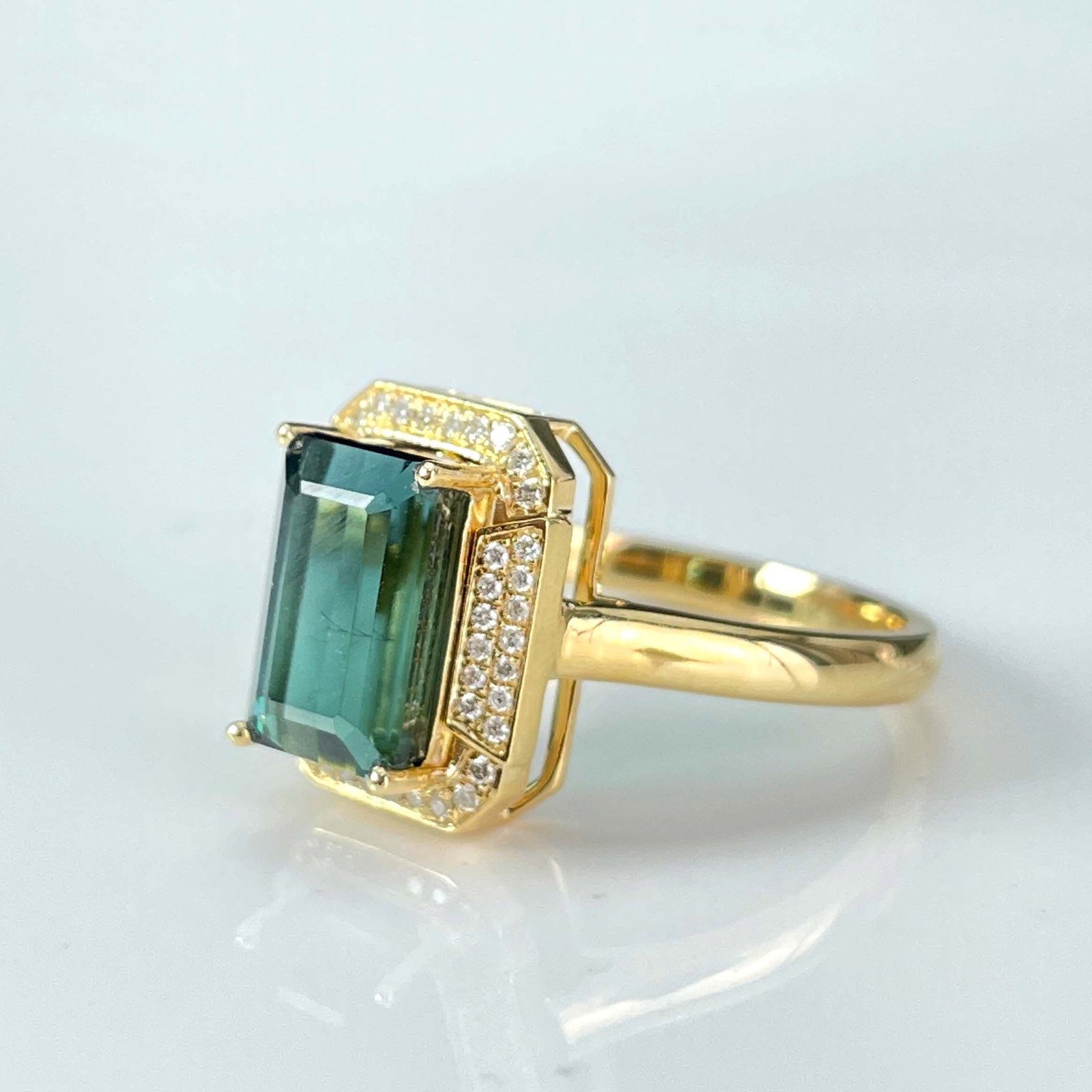 14k Gold 3.0 Ct Natural Tourmaline & Diamond Ring - 4