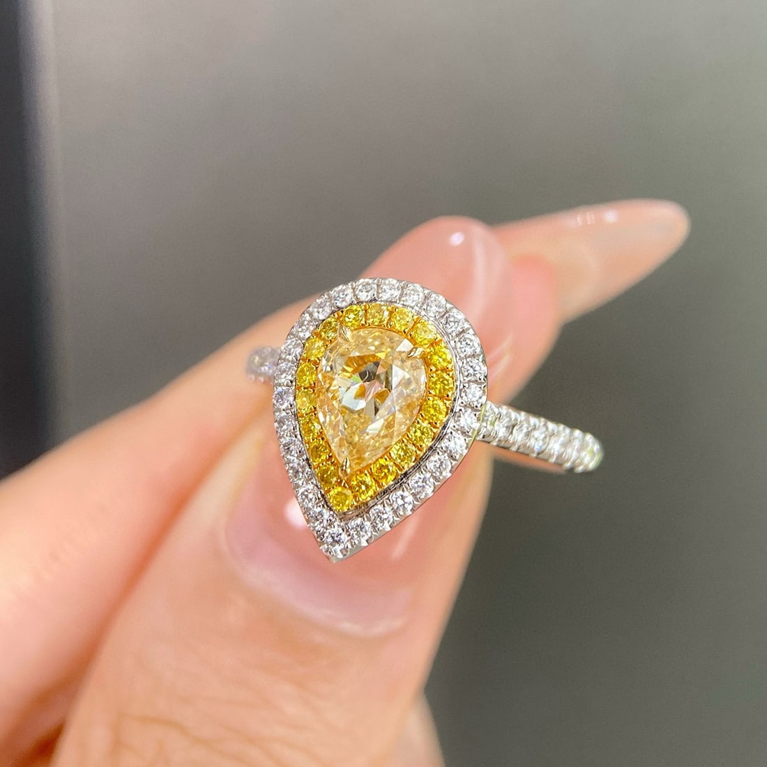 14k Gold 1.40 Ctw Natural Yellow Diamond & Diamond Ring - 3