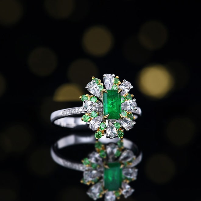 14k Gold 0.57 Ctw Vivid Green Natural Emerald & Diamond Ring - 3