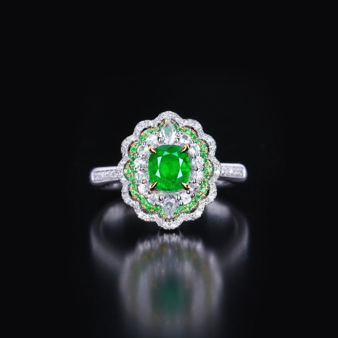 14k Gold 0.89 Ctw Vivid Green Natural Emerald & Diamond Ring/pendant( Without Chain ): Ref:230978085 // gold content:14k gold // ring size:7. 25us // // main gemstone:emerald // shape:cushion // carat weight:0. 68ct // color:vivid green // treatment:natural // // adjacent gemstone 2 : d