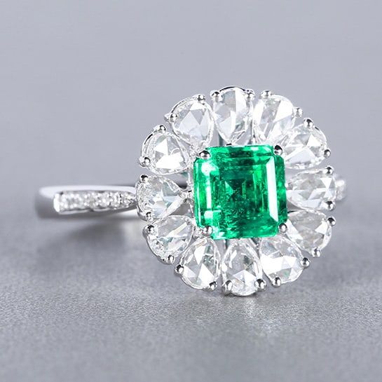 14k Gold 1.52 Ctw Vivid Green Natural Emerald & Diamond Ring - 2