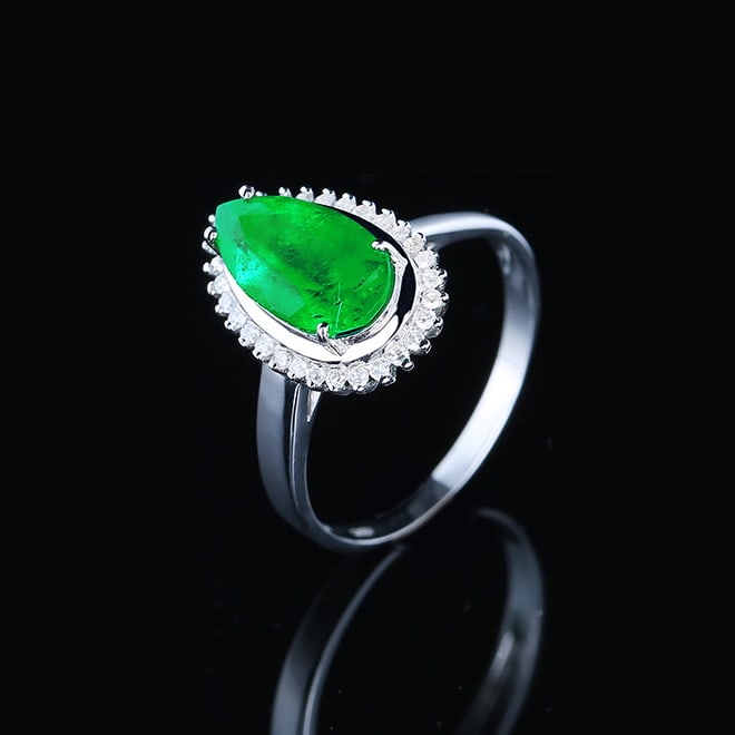 14k Gold 1.7 Ct Vivid Green Natural Emerald & Diamond Ring - 5