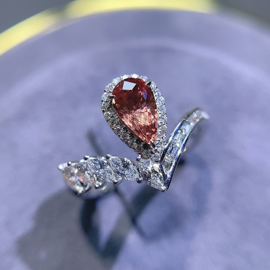 14k Gold 1.55 Ctw Natural Padparadscha Sapphire & Diamond Ring - 2