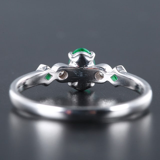 14k Gold 0.54 Ctw Vivid Green Natural Emerald & Diamond Ring - 4