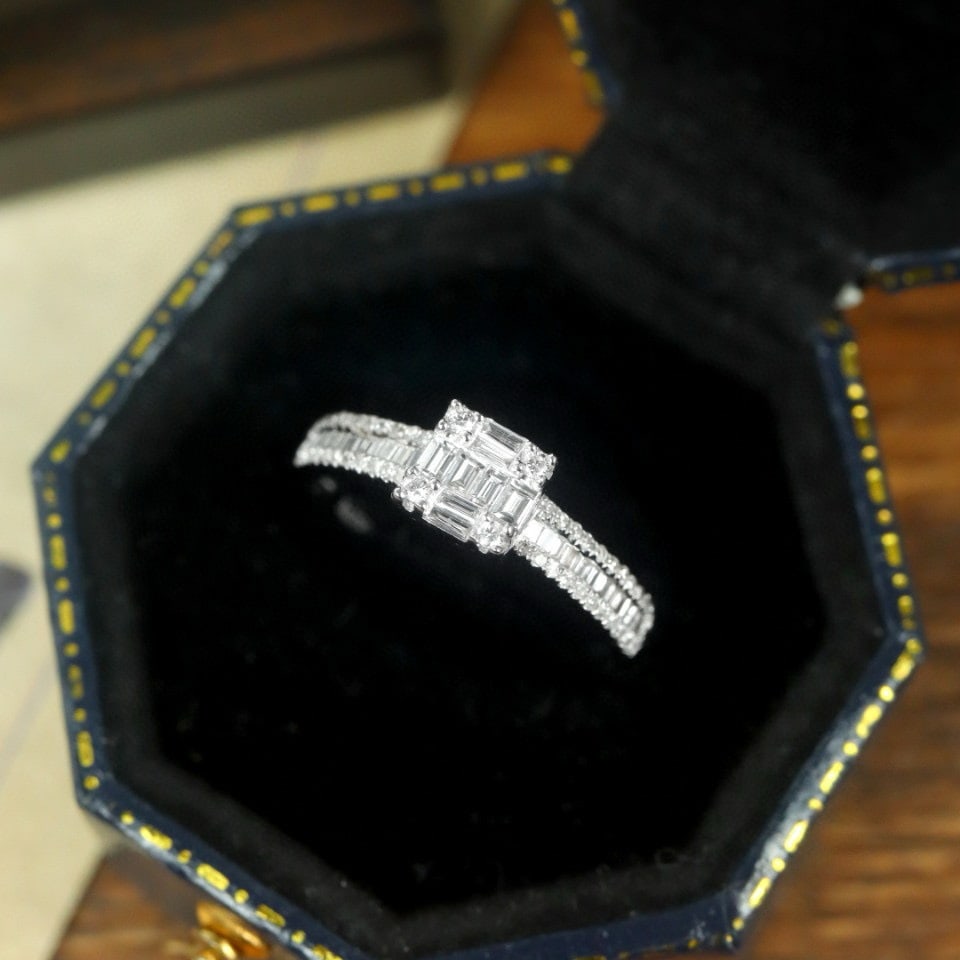 14k Gold 0.60 Ct Natural H Diamond Ring - 2