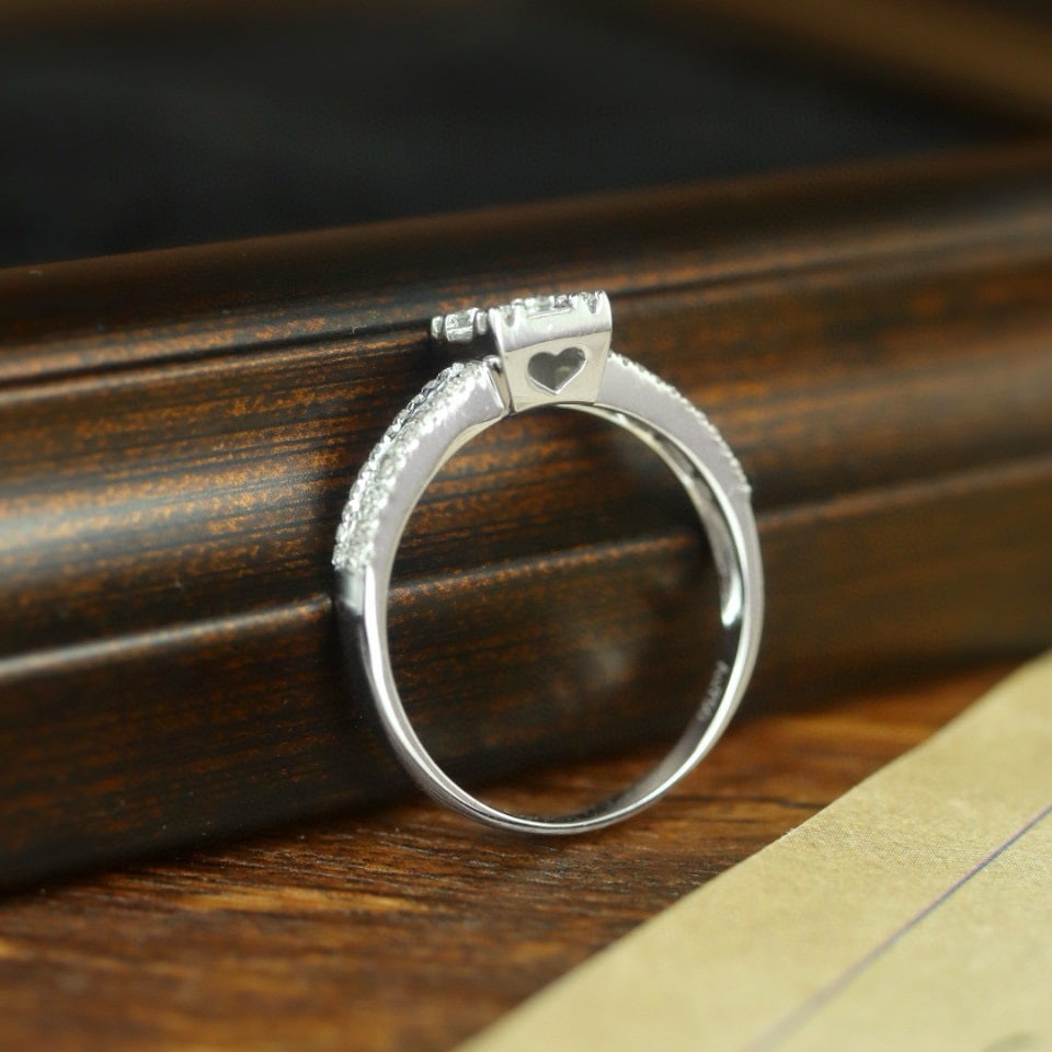 14k Gold 0.60 Ct Natural H Diamond Ring - 4