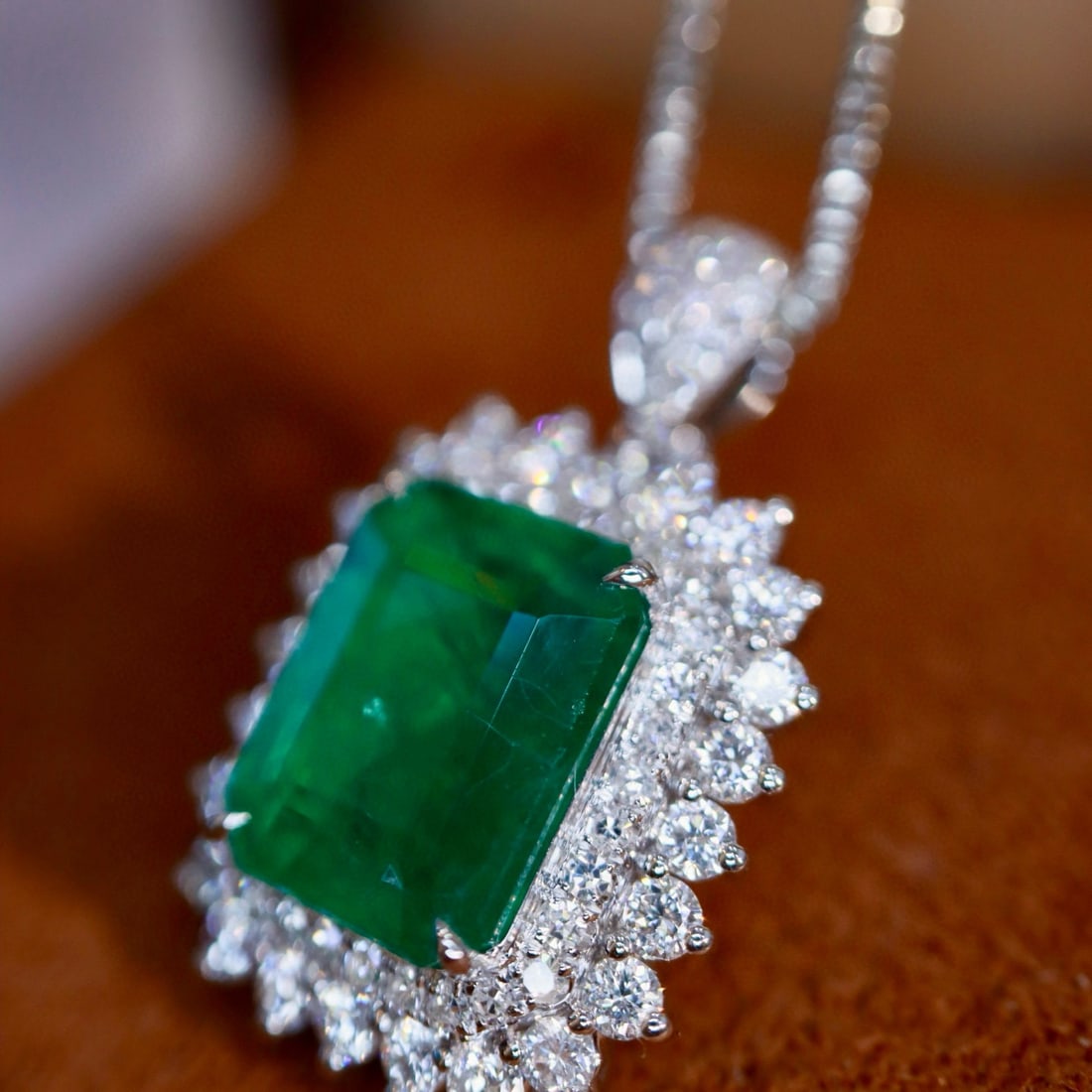 14k Gold 3.47 Ctw Vivid Green Natural Emerald & Diamond Pendant( Without Chain ) - 6