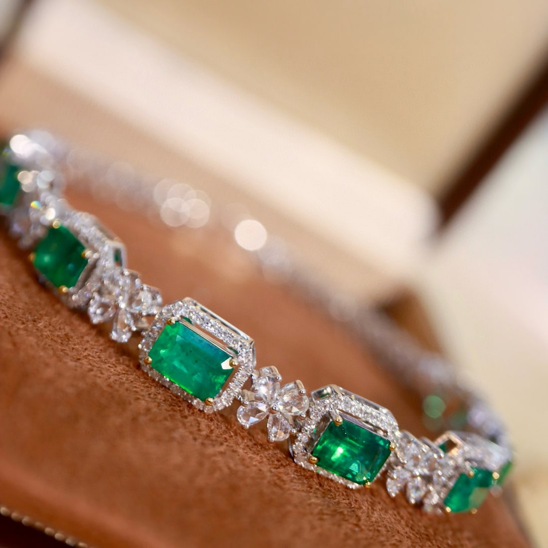 14k Gold 5.37 Ctw Vivid Green Natural Emerald & Diamond Bracelet - 4
