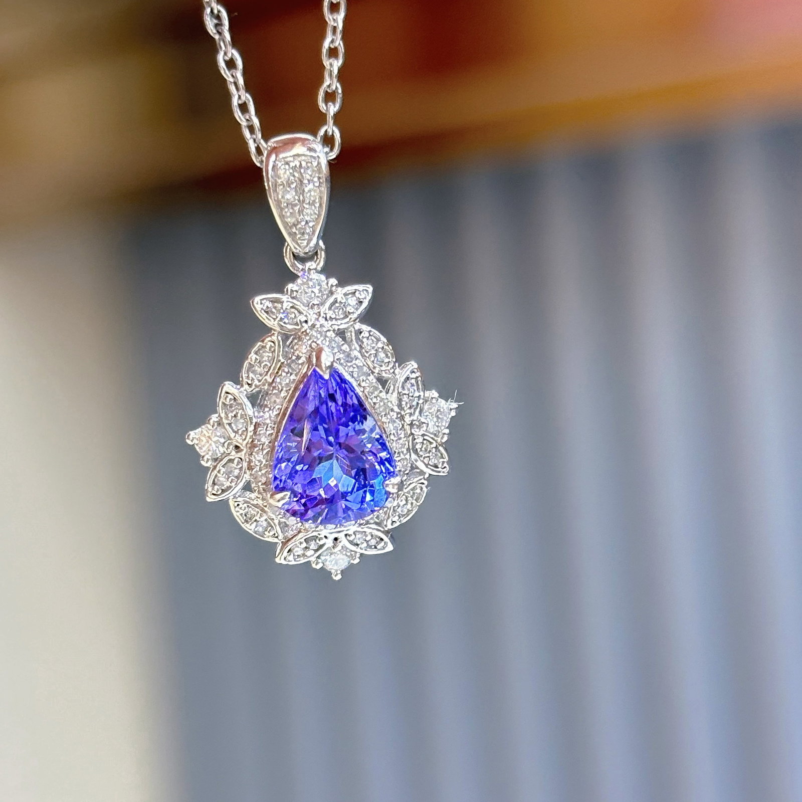 14k Gold 1 Ct Natural Tanzanite & Diamond Pendant( Without Chain ) - 3