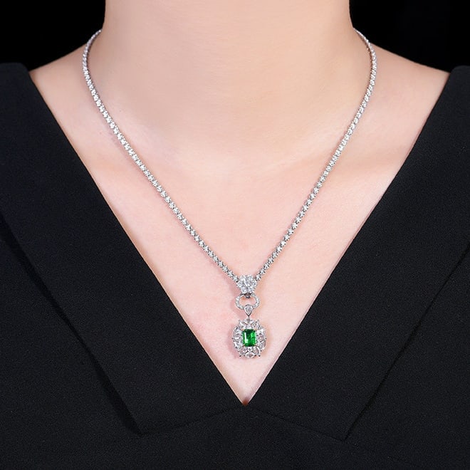 14k Gold 1.87 Ctw Vivid Green Natural Emerald & Diamond Ring/pendant( Without Chain ) - 7