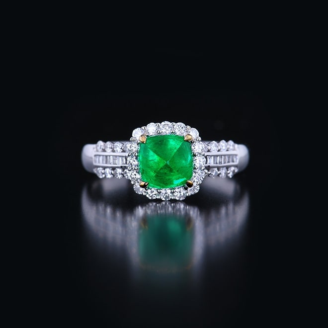 14k Gold 2.04 Ctw Vivid Green Natural Emerald & Diamond Ring: Ref:230978355 // gold content:14k gold // ring size:7. 25us // // main gemstone:emerald // shape:suger-loaf // carat weight:1. 56ct // color:vivid green // treatment:natural // // adjacent gemstone 2