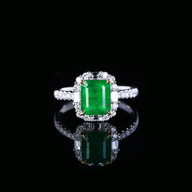 14k Gold 2.16 Ctw Vivid Green Natural Emerald & Diamond Ring: Ref:230978357 // gold content:14k gold // ring size:7. 25us // // main gemstone:emerald // shape:octagonal // carat weight:1. 6ct // color:vivid green // treatment:natural // // adjacent gemstone 2 :