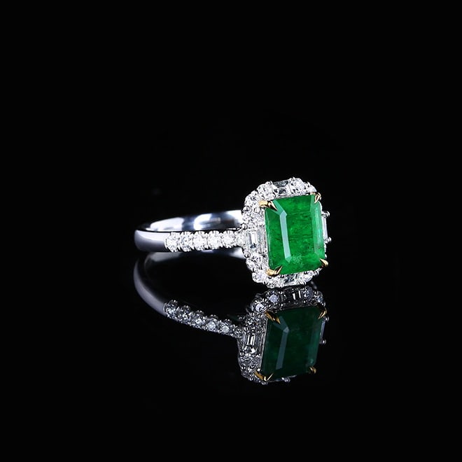 14k Gold 2.16 Ctw Vivid Green Natural Emerald & Diamond Ring - 3