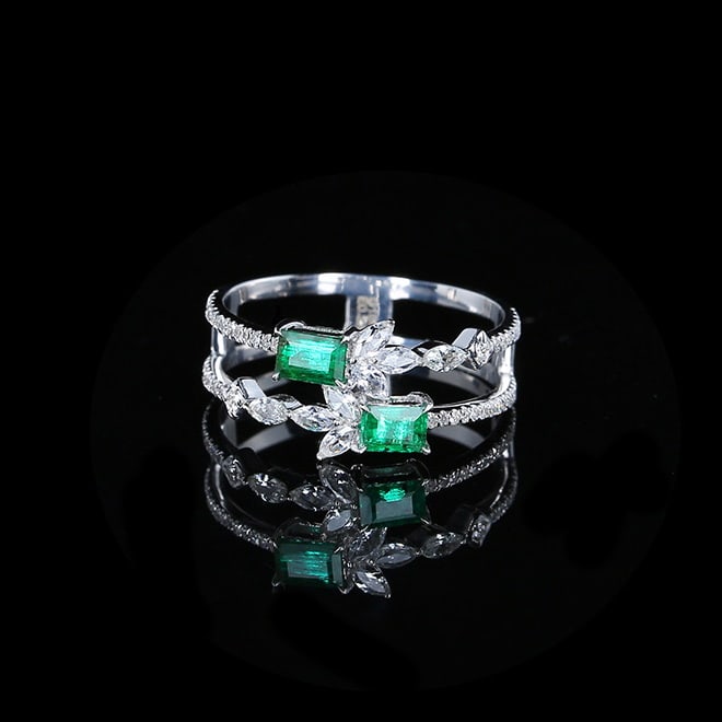 14k Gold 0.44 Ctw Vivid Green Natural Emerald & Diamond Ring: Ref:230978363 // gold content:14k gold // ring size:7. 25us // // main gemstone:emerald // shape:octagonal // carat weight:0. 32ct // color:vivid green // treatment:natural // // adjacent gemstone 2