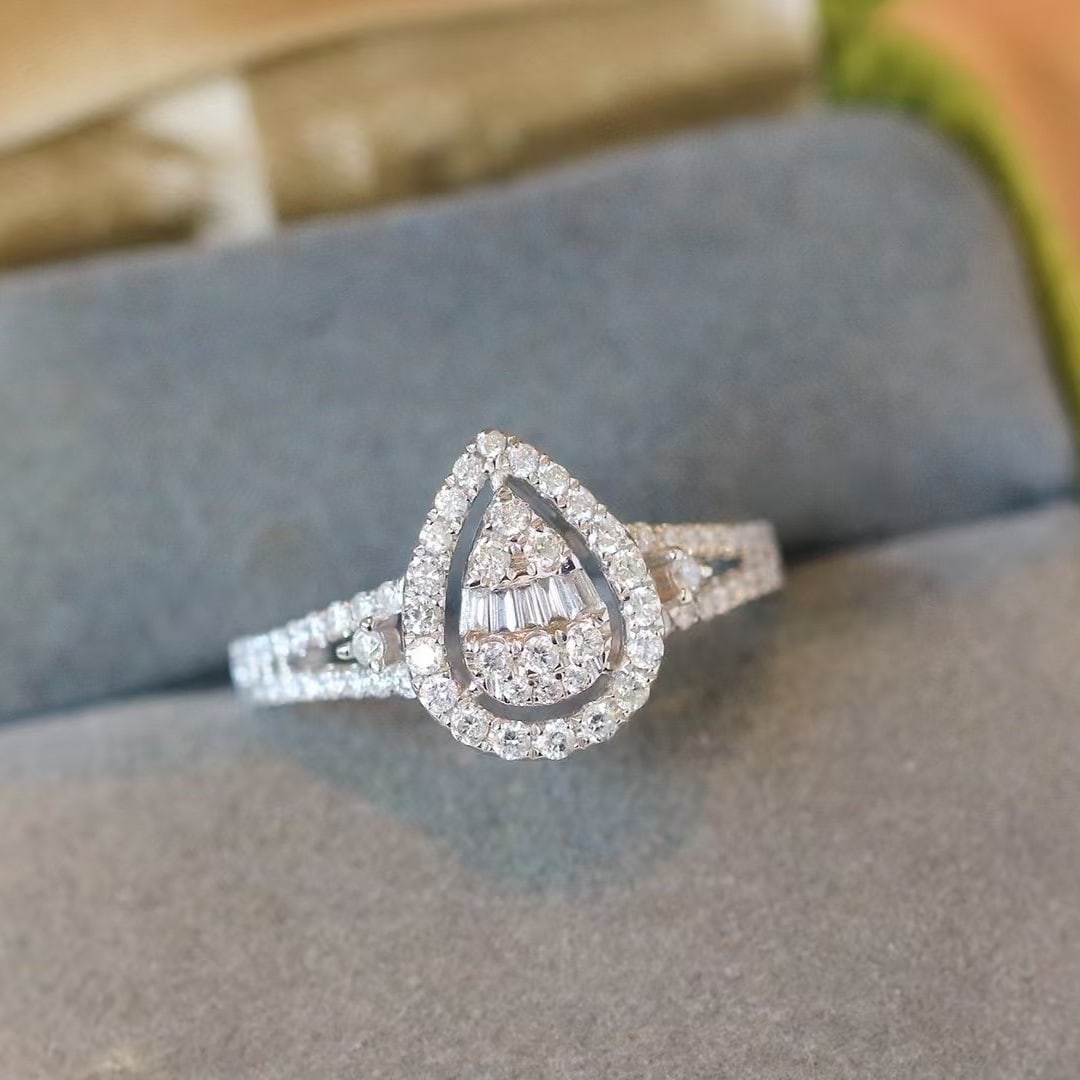 14k Gold 0.6 Ct Natural H Diamond Ring - 2