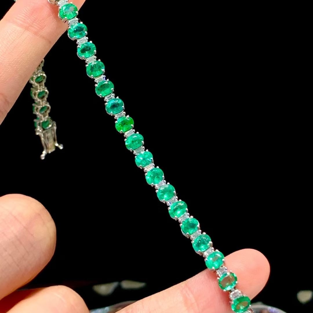 14k Gold 9.15 Ctw Natural Emerald & Diamond Bracelet - 6