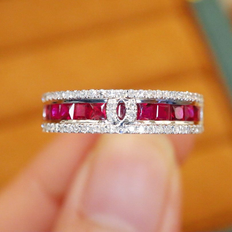 14k Gold 0.96 Ctw Natural Ruby & Diamond Ring: Ref:230978449 // gold content:14k gold // ring size:7. 25us // // main gemstone:ruby // shape:square // carat weight:0. 80ct // color:red // treatment:natural // // adjacent gemstone 2 : diamond //