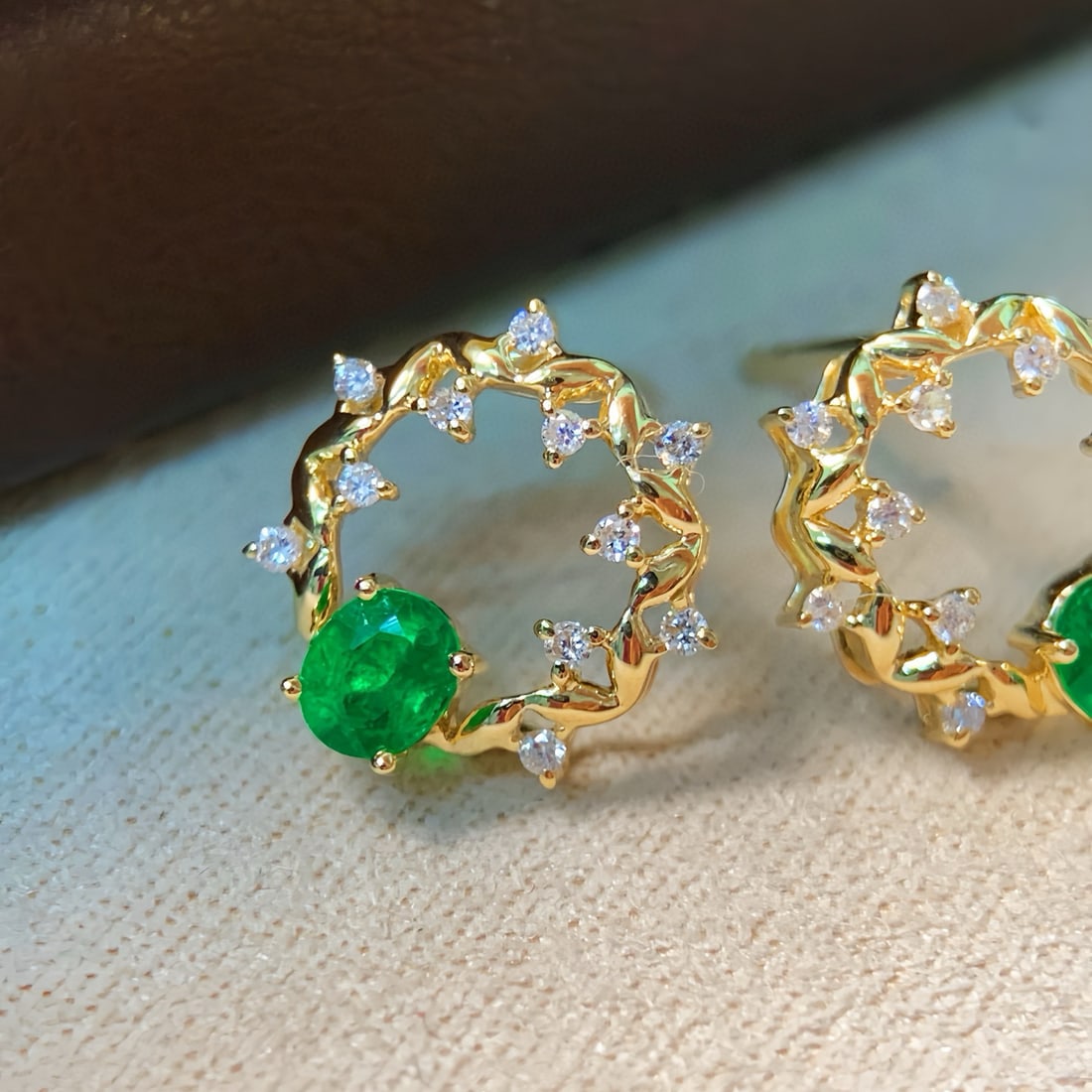 14k Gold 0.58 Ctw Vivid Green Natural Emerald & Diamond Earrings - 2