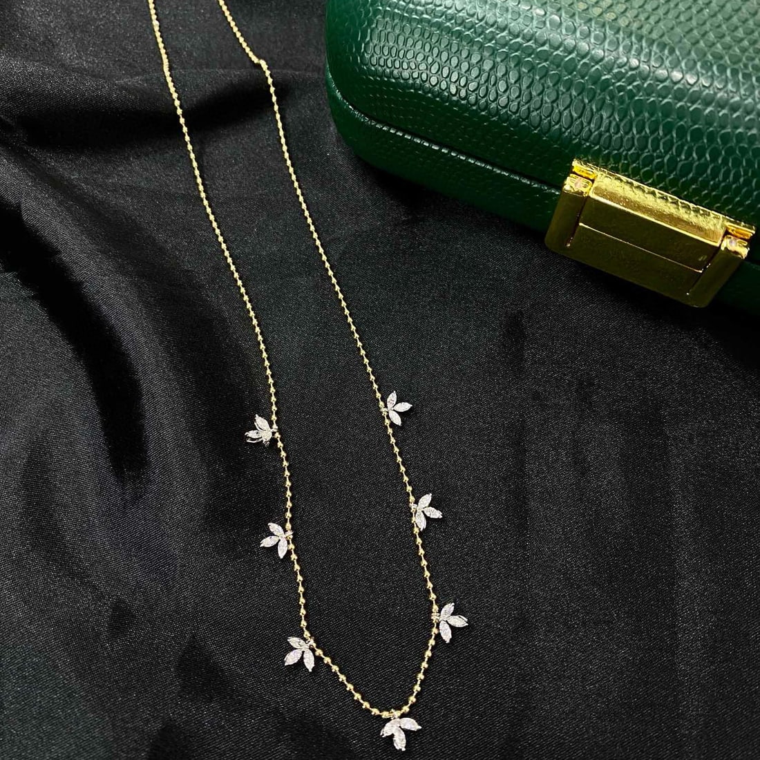 14k Gold 0.76 Ct Natural H Diamond Necklace - 5
