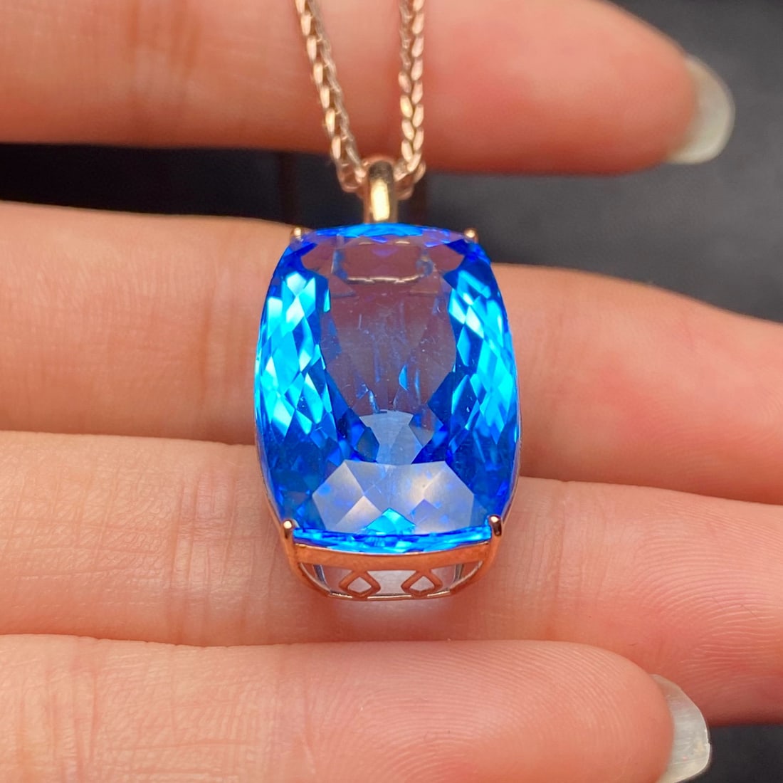 14k Gold 31.25 Ct Natural Topaz & Diamond Pendant( Without Chain ) - 2