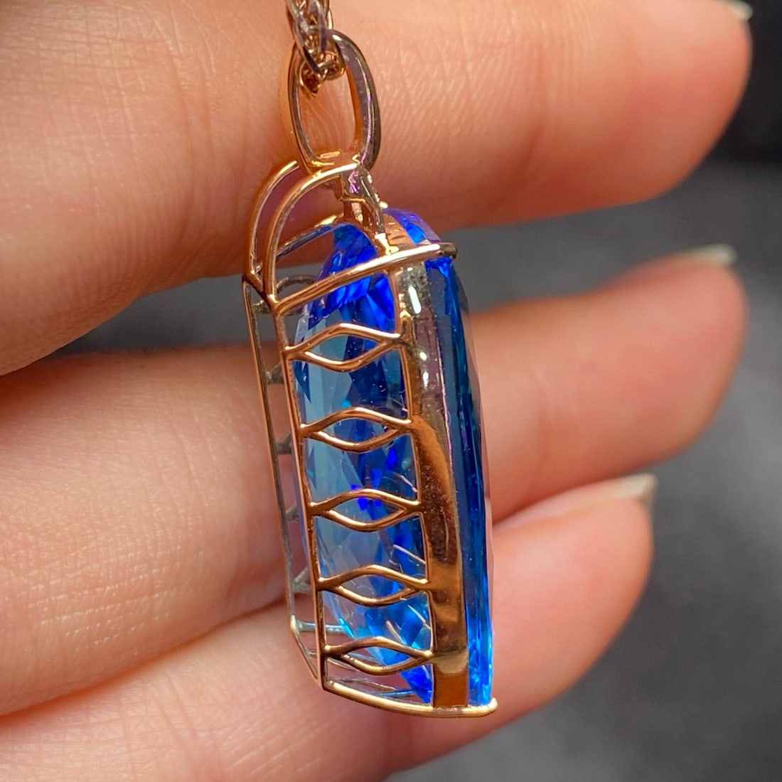 14k Gold 31.25 Ct Natural Topaz & Diamond Pendant( Without Chain ) - 4