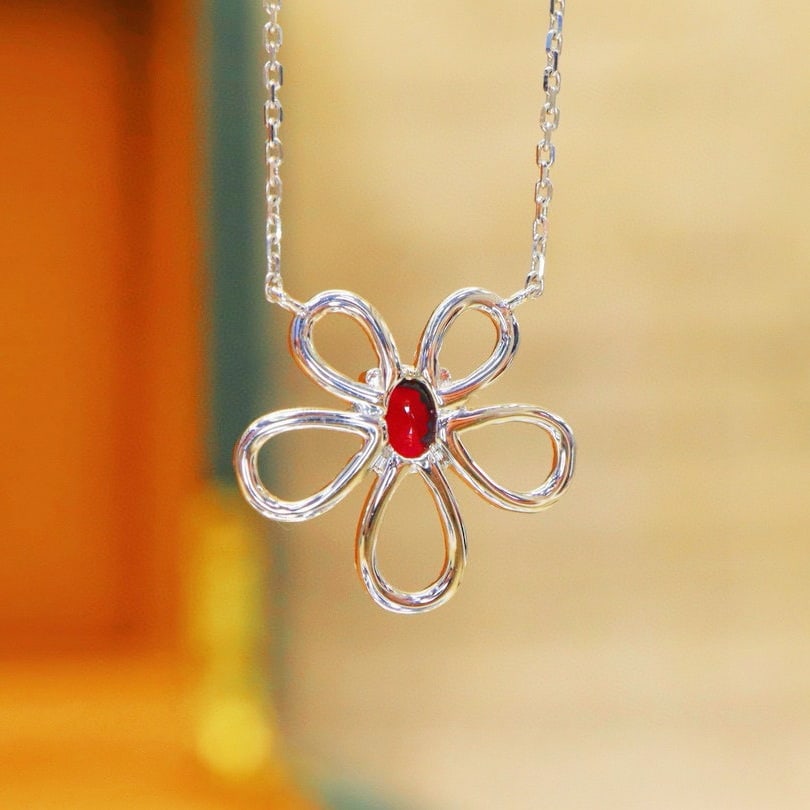 14k Gold 0.57 Ctw Vivid Red Natural Ruby & Diamond Necklace - 4