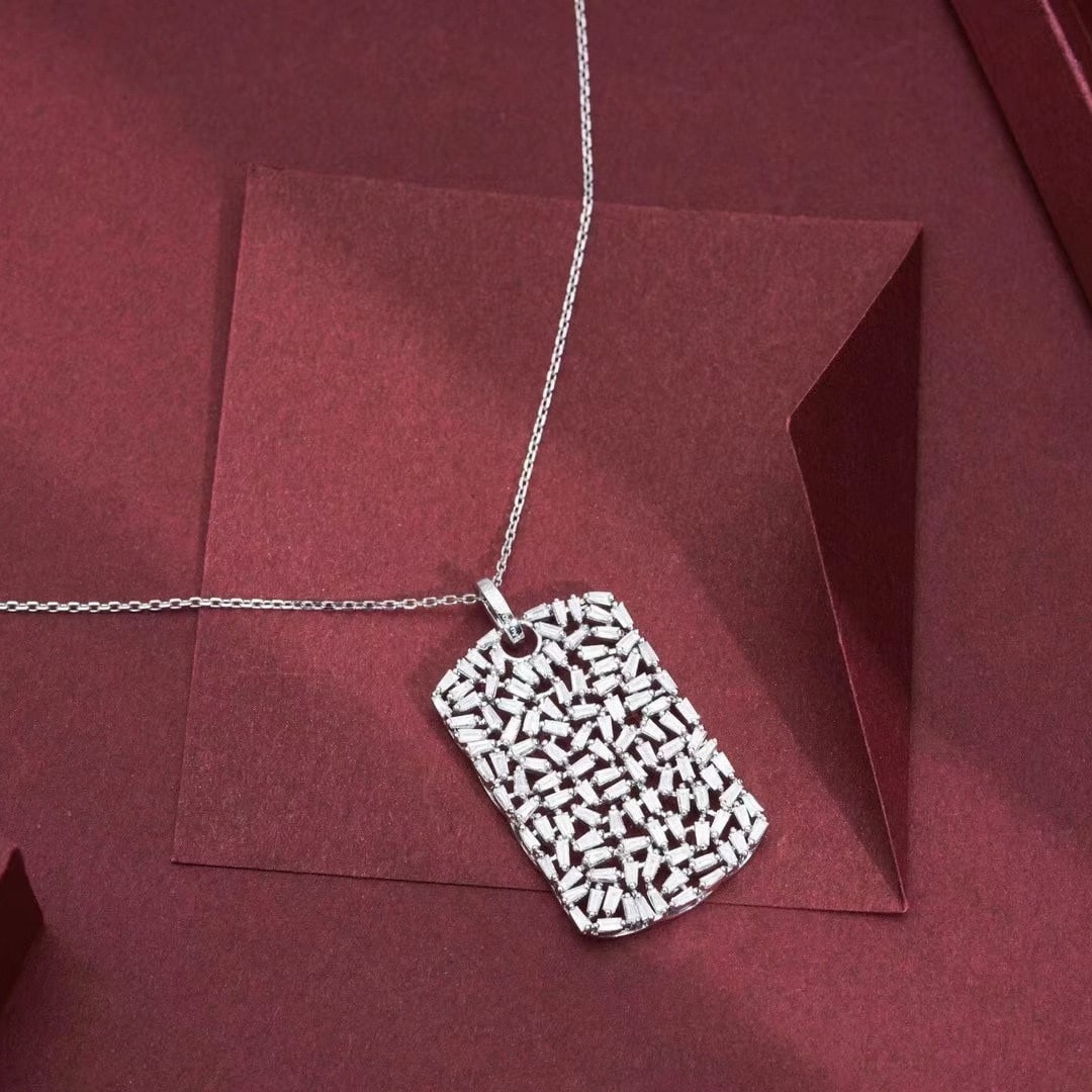 14k Gold 1.36 Ctw Natural H Diamond Pendant( Without Chain ): Ref:230983027 // gold content:14k gold // main gemstone:diamond // shape:baguette // carat weight:1. 33ct // clarity grade:vs-si // color:h // treatment:natural // // adjacent gemstone 2 : diamond // 