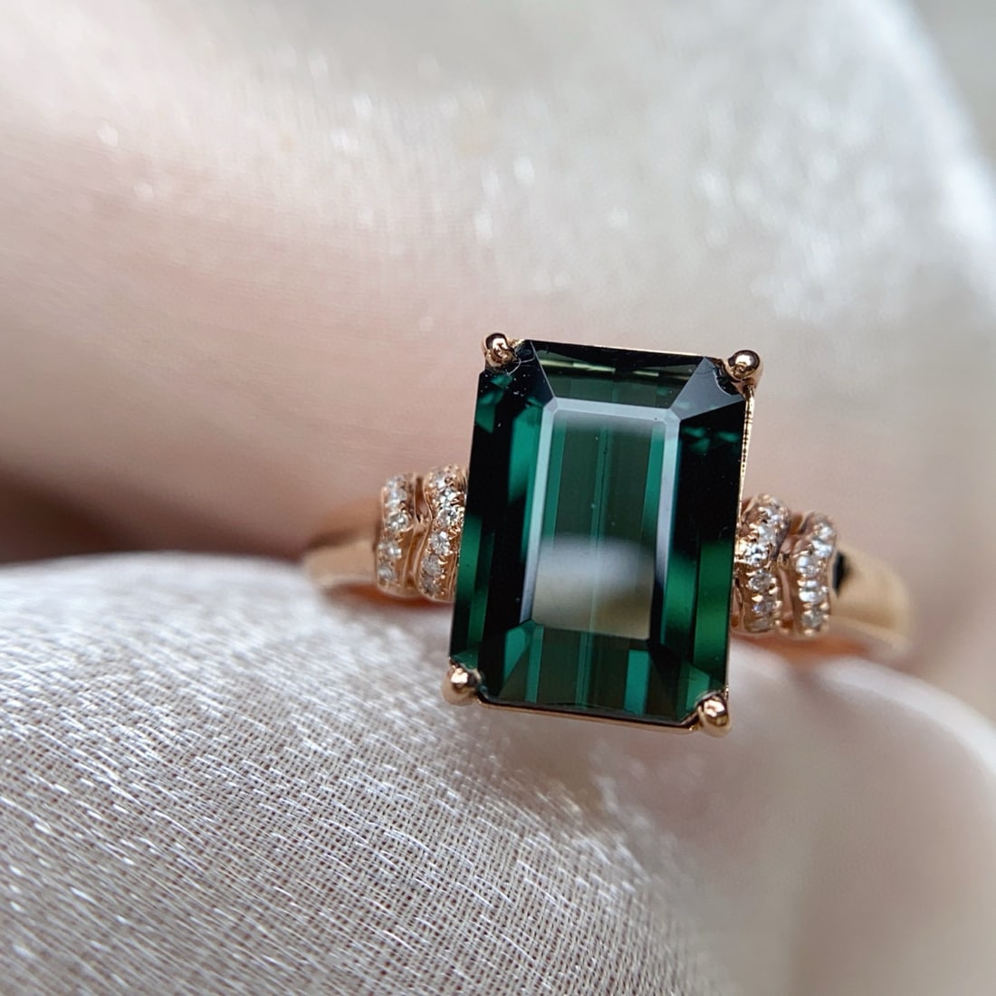 14k Gold 2.70 Ct Natural Tourmaline & Diamond Ring - 3