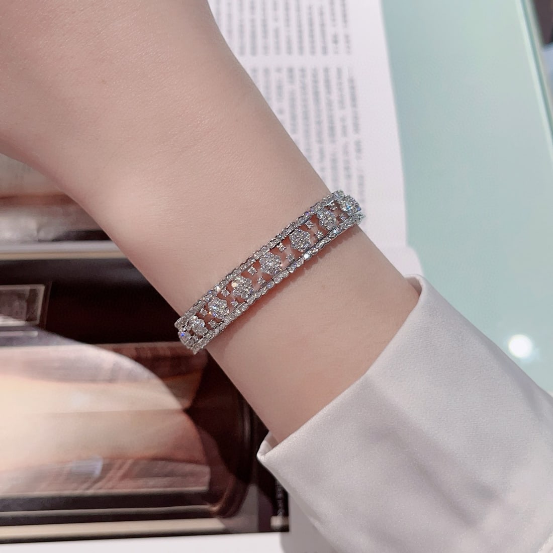 14k Gold 4.40 Ct Natural H Diamond Bracelet - 4
