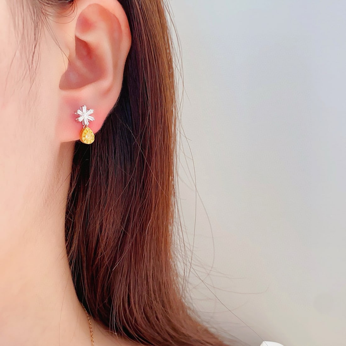 14k Gold 0.73 Ctw Natural Yellow Diamond & Diamond Earrings - 2