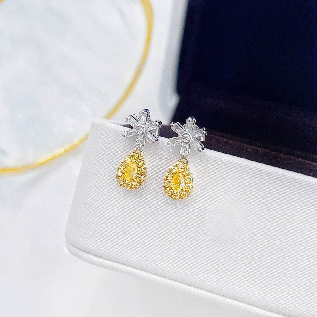 14k Gold 0.73 Ctw Natural Yellow Diamond & Diamond Earrings - 3