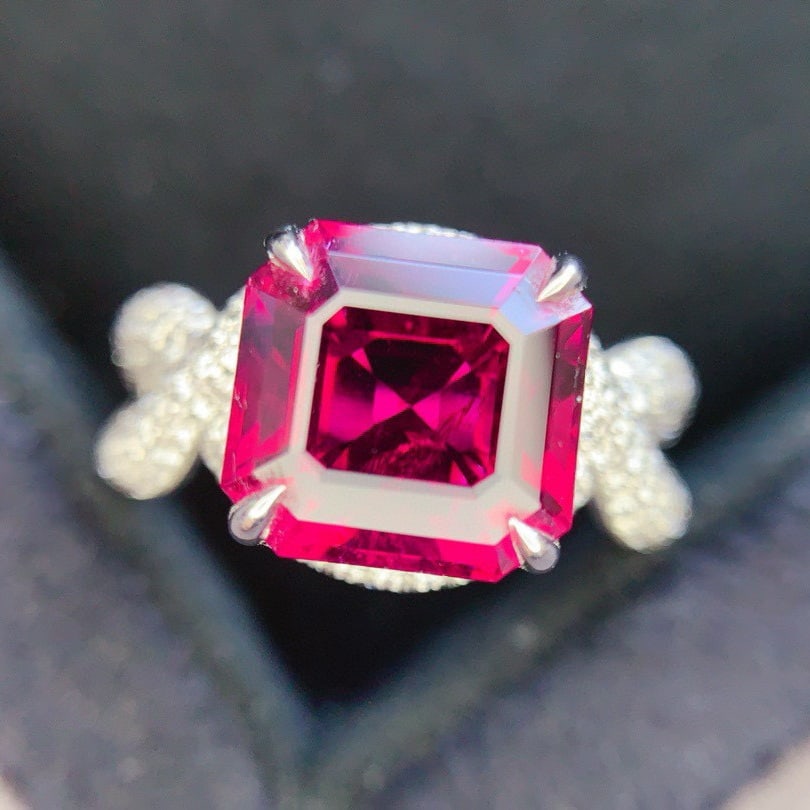 14k Gold 5.60 Ctw Natural Tourmaline & Diamond Ring - 2