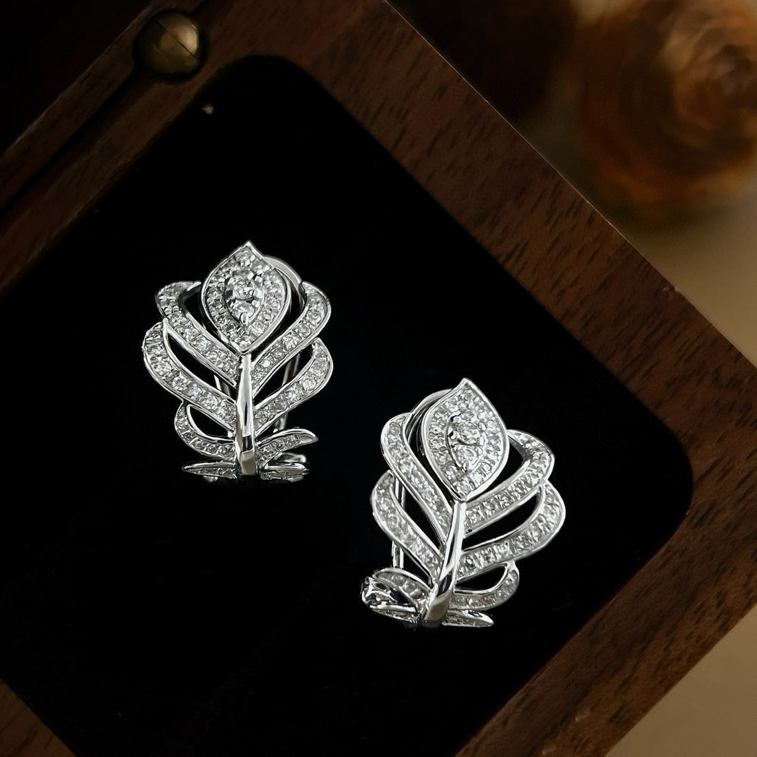 14k Gold 0.54 Ct Natural H Diamond Earrings - 6