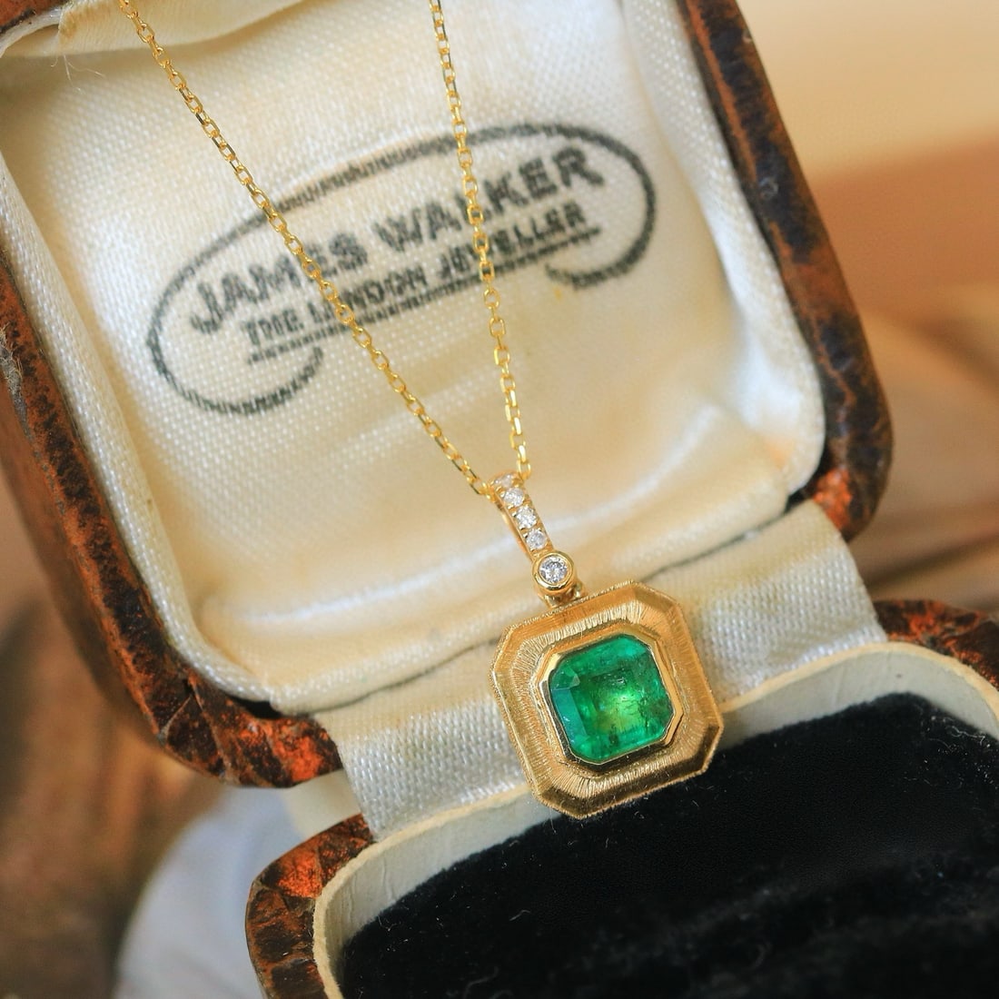 14k Gold 0.52 Ctw Natural Emerald & Diamond Pendant( Without Chain ) - 2