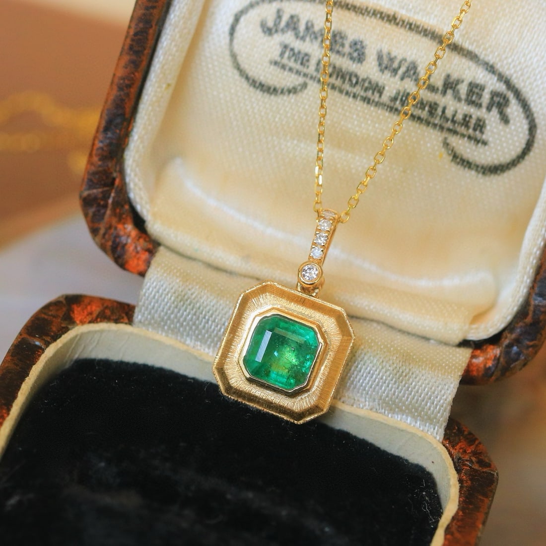 14k Gold 0.52 Ctw Natural Emerald & Diamond Pendant( Without Chain ) - 3