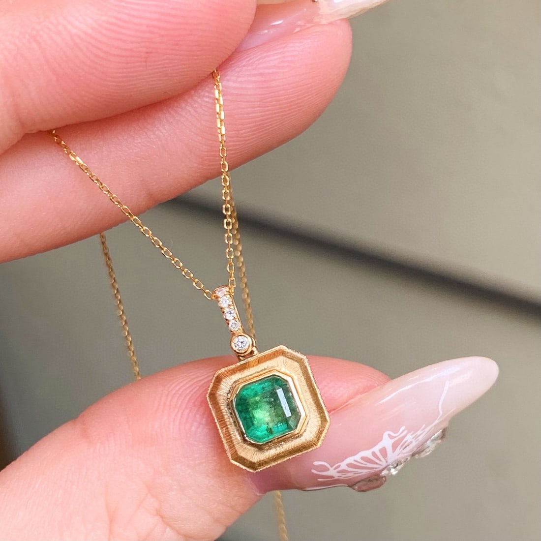 14k Gold 0.52 Ctw Natural Emerald & Diamond Pendant( Without Chain ) - 4