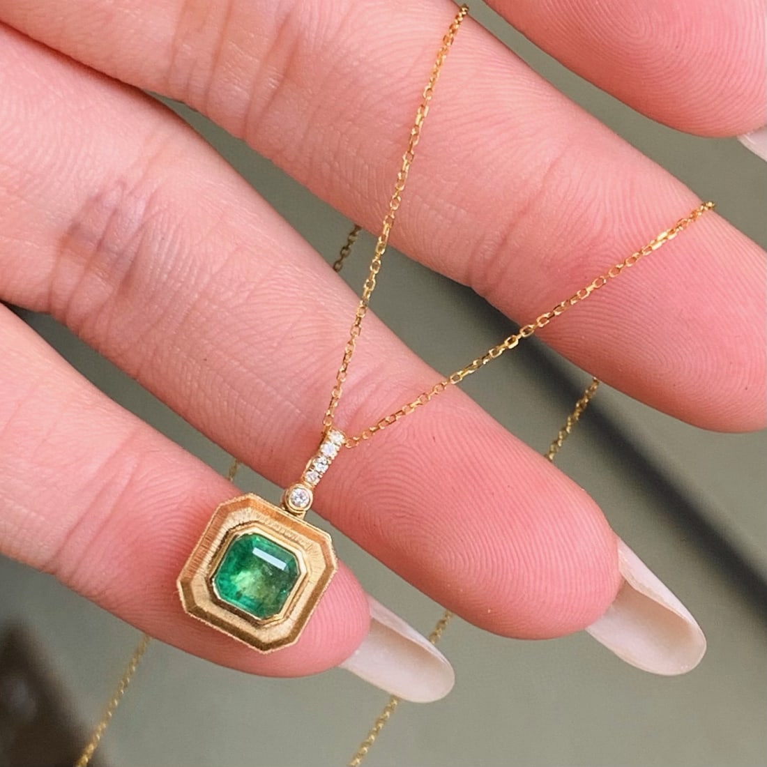14k Gold 0.52 Ctw Natural Emerald & Diamond Pendant( Without Chain ) - 5