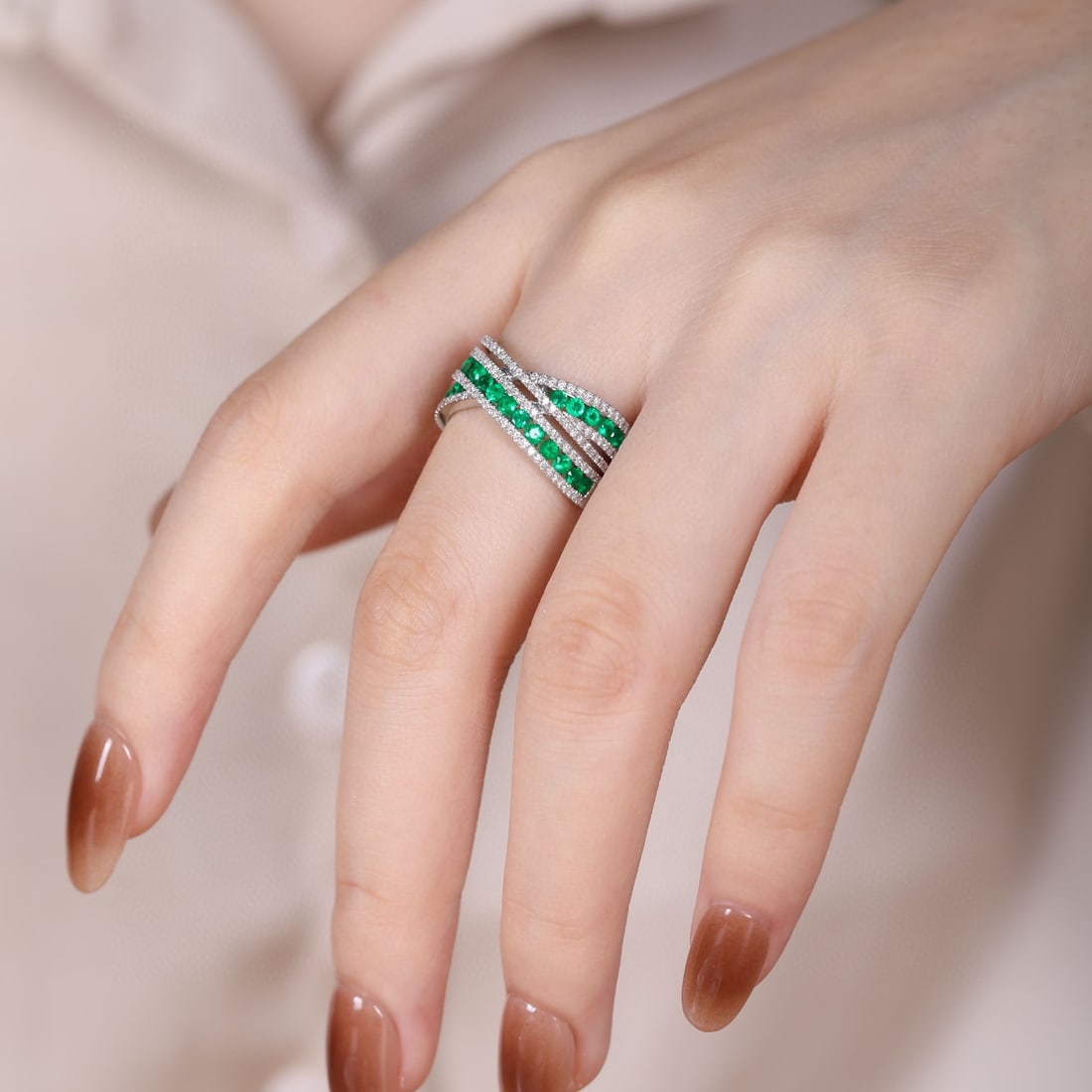 14k Gold 1.15 Ctw Vivid Green Natural Emerald & Diamond Ring - 4