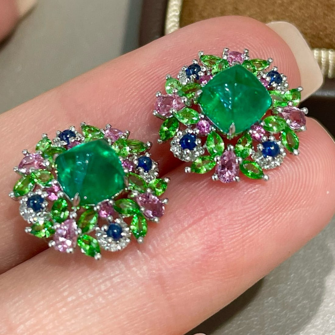 14k Gold 2.2 Ct Natural Emerald & Diamond & Sapphire & Tsavorite Earrings - 2