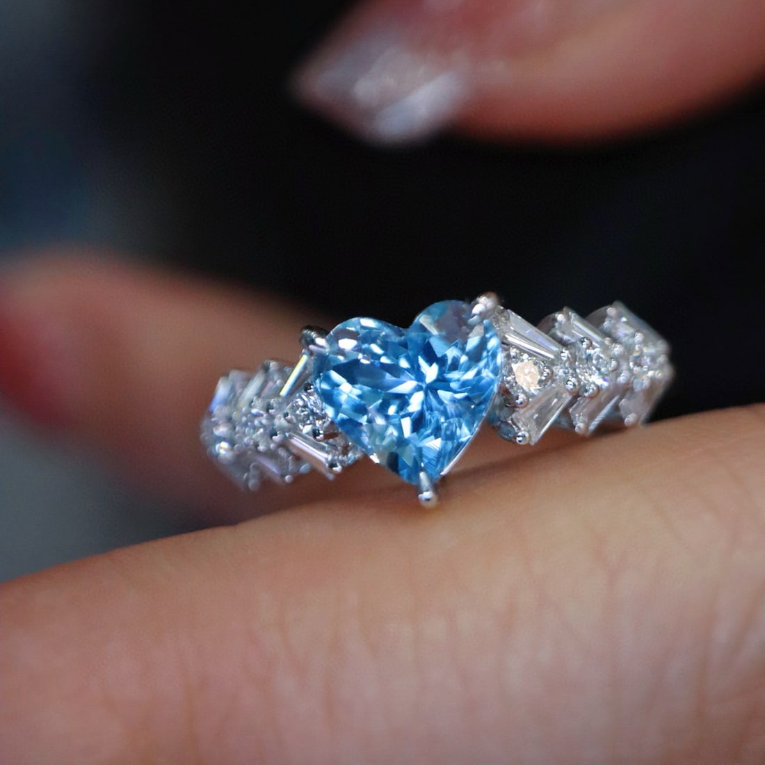 14k Gold 1.34 Ctw Natural Aquamarine & Diamond Ring - 4