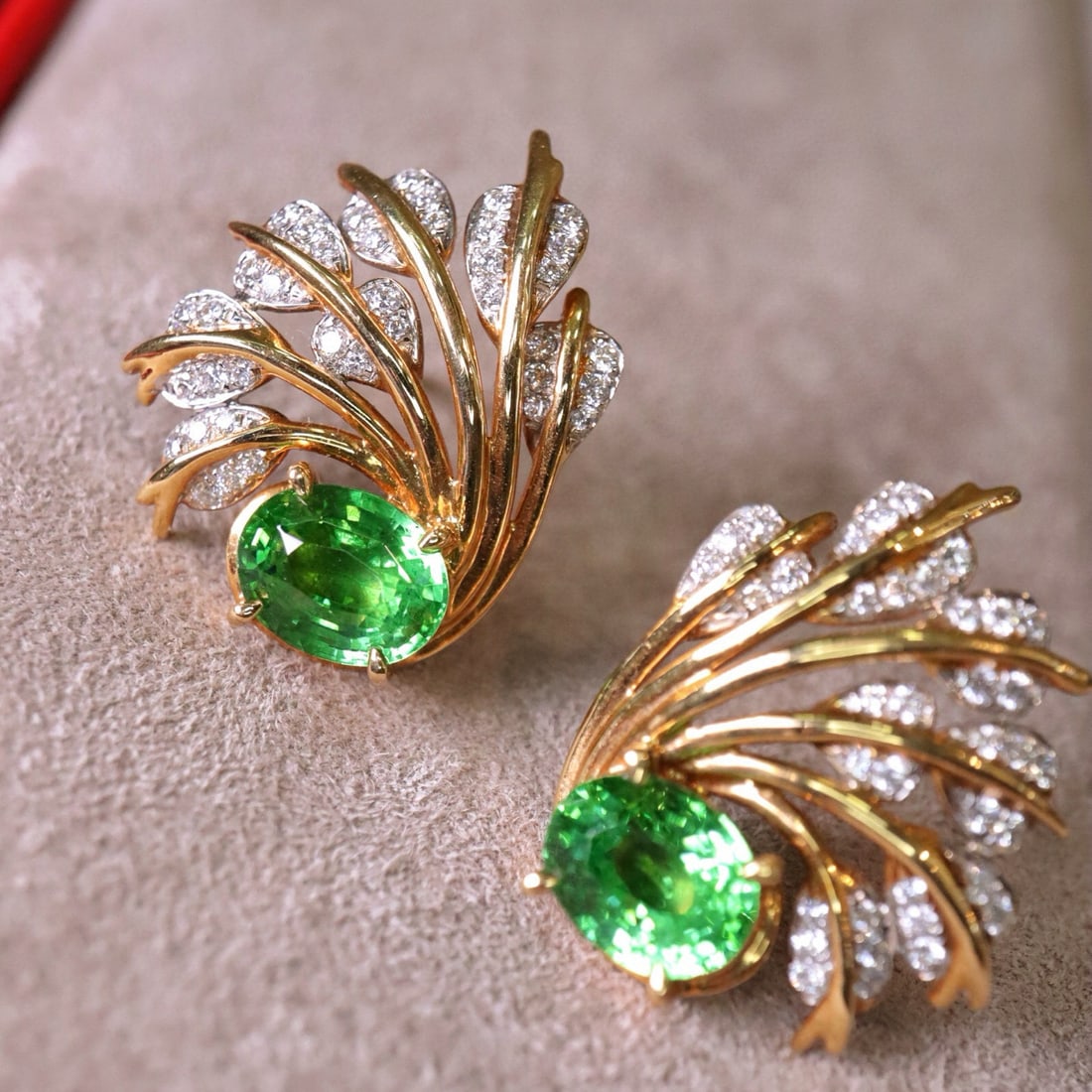 14k Gold 2.88 Ctw Natural Tsavorite & Diamond Earrings - 3