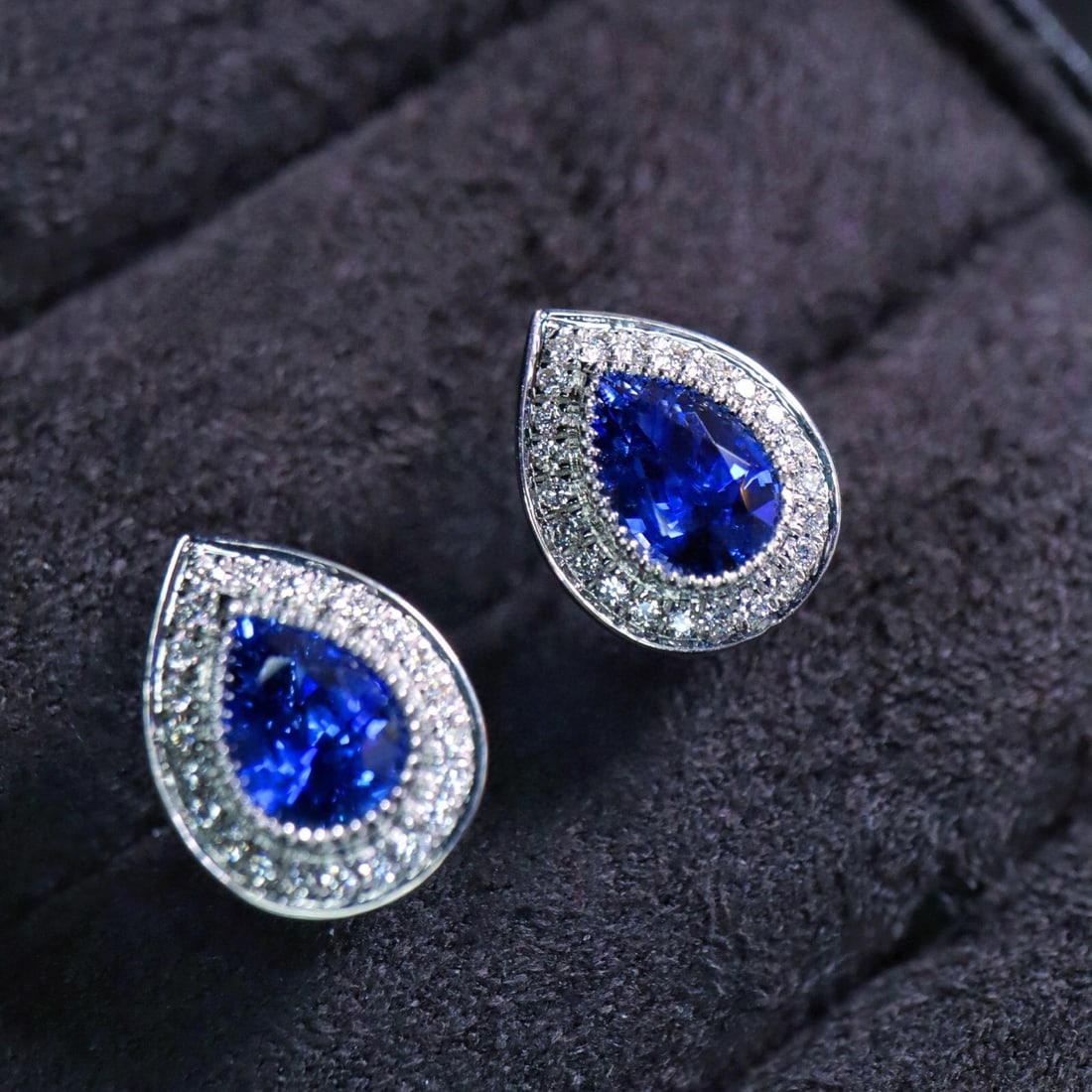 14k Gold 2.25 Ctw Natural Sapphire & Diamond Earrings - 2