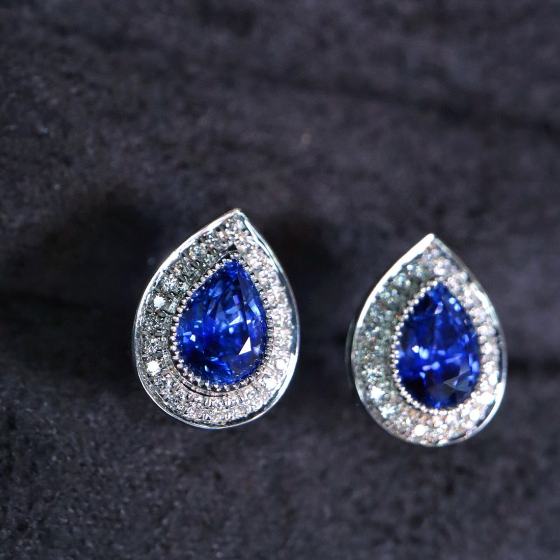 14k Gold 2.25 Ctw Natural Sapphire & Diamond Earrings - 3