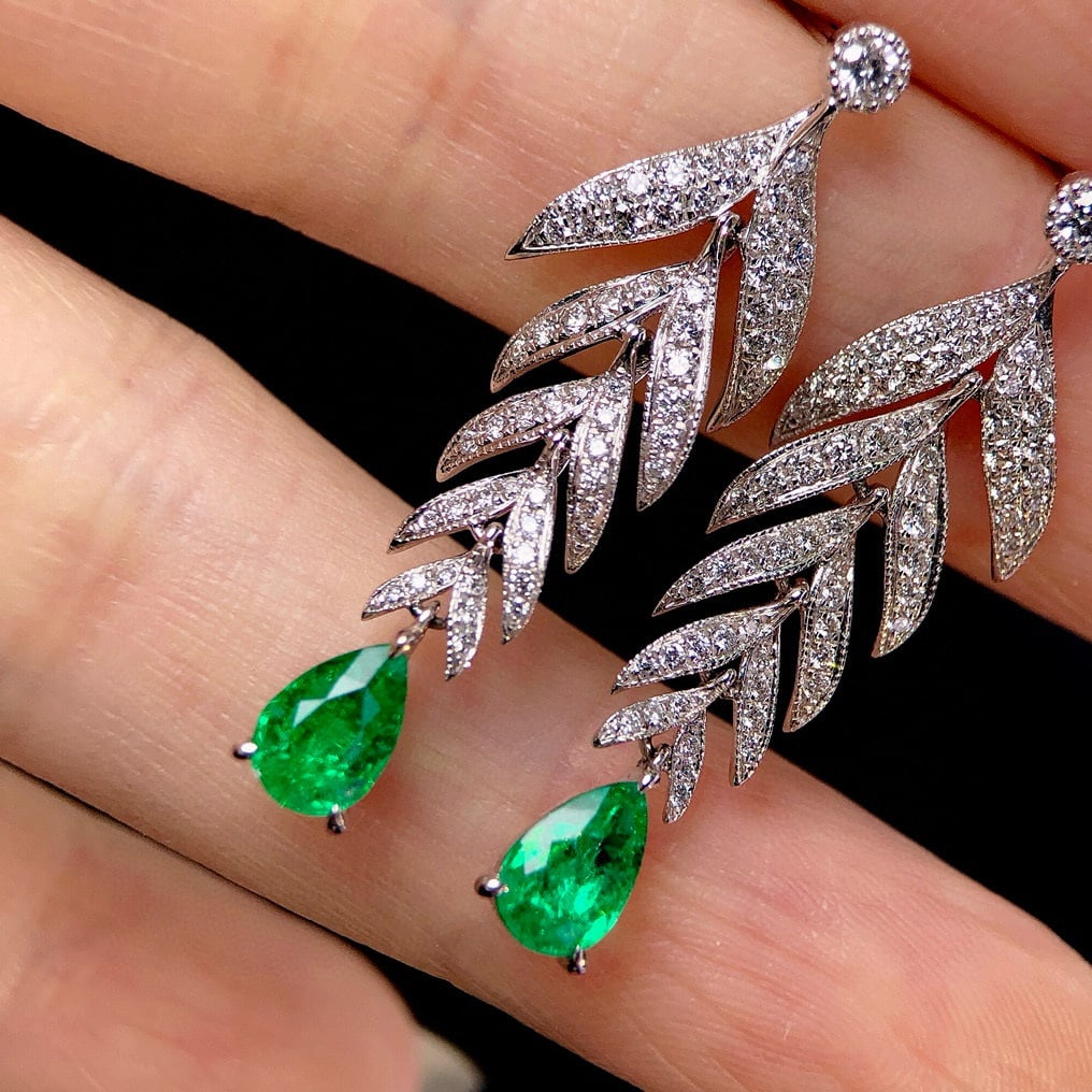 14k Gold 1.83 Ctw Vivid Green Natural Emerald & Diamond Earrings - 3