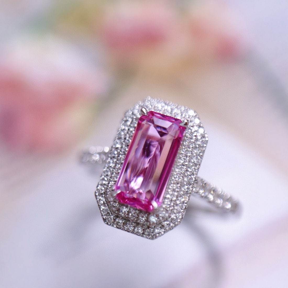 14k Gold 1.89 Ctw Natural Padparadscha Sapphire & Diamond Ring - 3