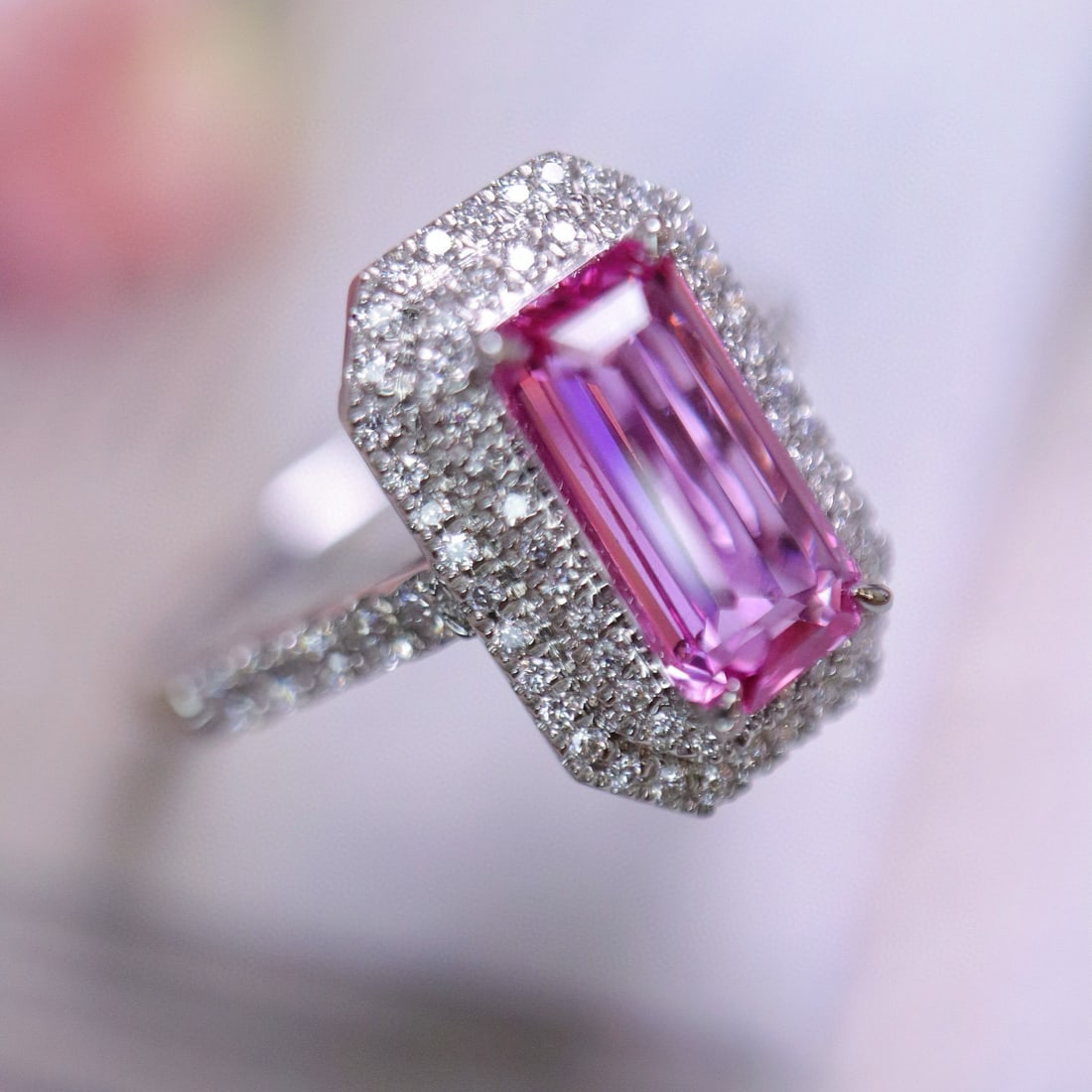 14k Gold 1.89 Ctw Natural Padparadscha Sapphire & Diamond Ring - 4