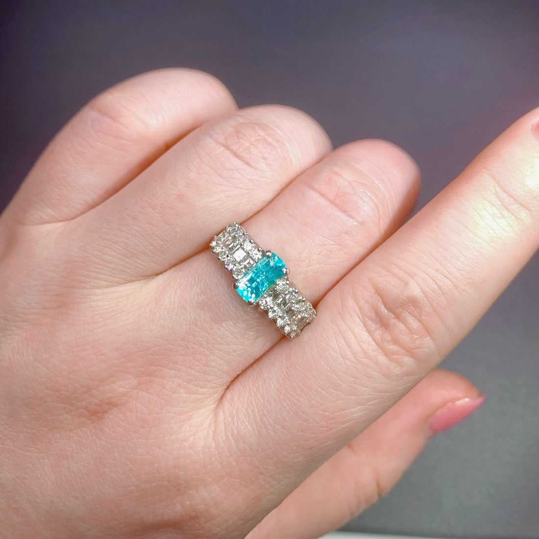 14k Gold 1.47 Ctw Natural Paraiba Tourmaline & Diamond Ring - 3